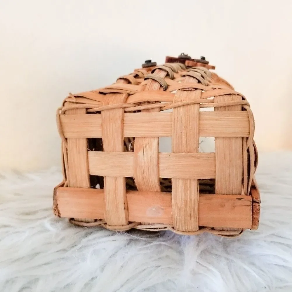 Basket decor